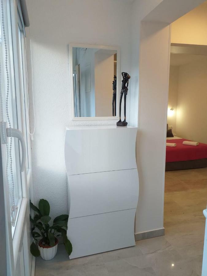 Apartment Golden Dreams Podstrana Esterno foto