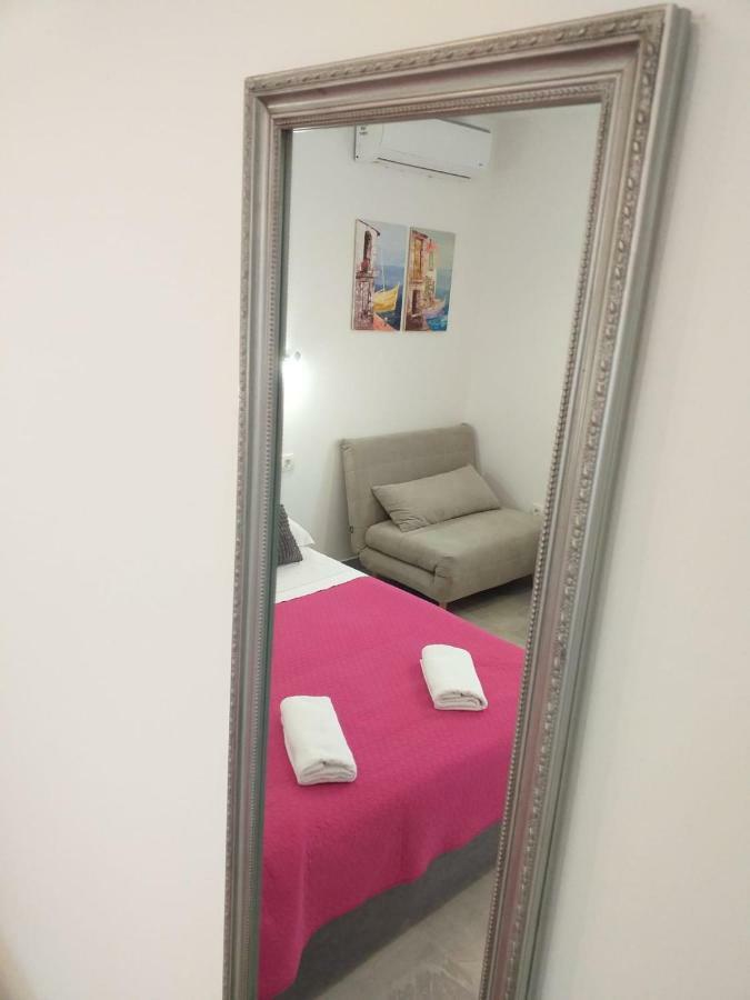 Apartment Golden Dreams Podstrana Esterno foto